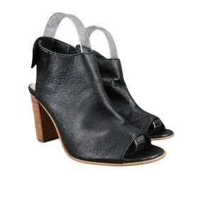 Steve Madden Shoes Womens 6 Booties Fashion Open Toe Ankle Strap Leather Black